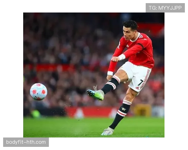 C罗曼联成名时期表现回顾：早期英超生涯状态与影响力分析