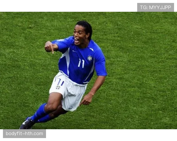 罗纳尔迪尼奥居然还有这样的私生活？完全和球场上那个狂野天才不沾边啊！